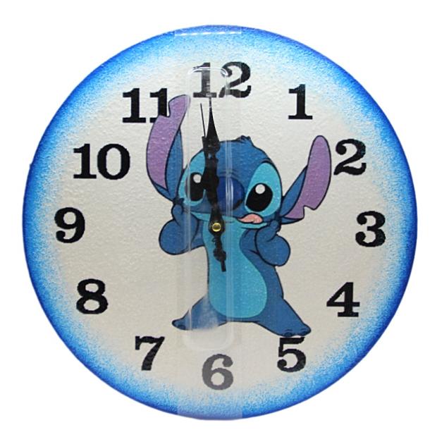 Stitch figurával díszített falióra - igazi egyedi ajándék gyerekeknek