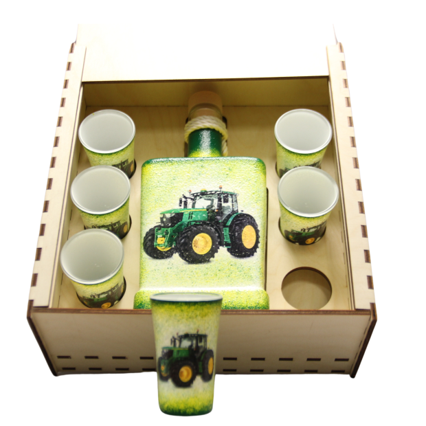 Söröspohár gazdáknak - John Deere Traktor emblémával